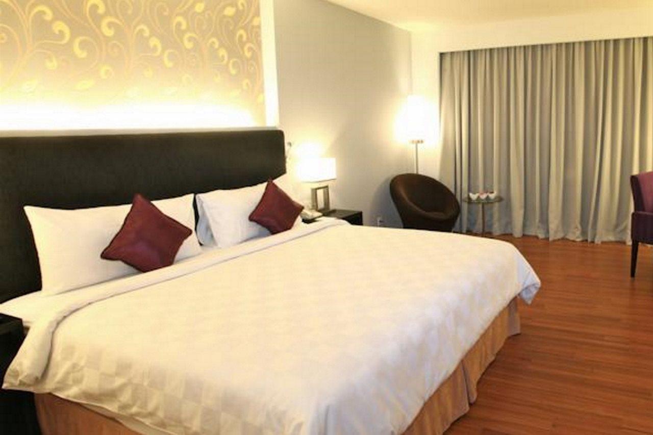 Mercure Banjarmasin Banjarmasin  Εξωτερικό φωτογραφία