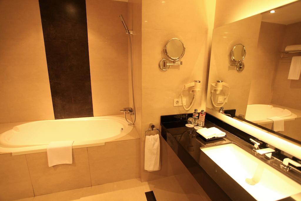 Mercure Banjarmasin Banjarmasin  Εξωτερικό φωτογραφία